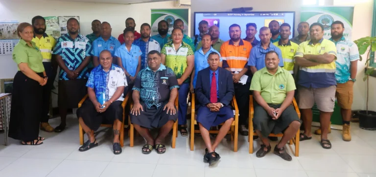 Government Staff Told to Put Public Interest First