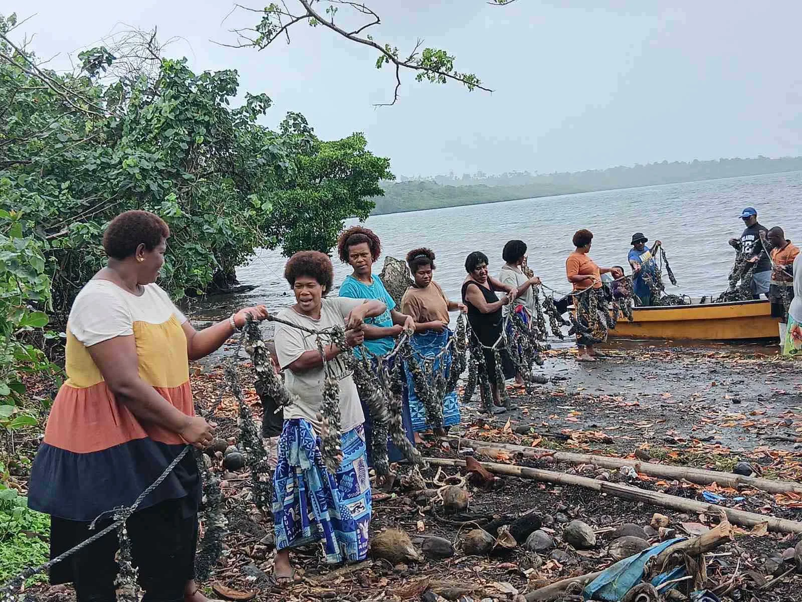 Nasawana Women’s Group Receives Support for Oyster Farming
