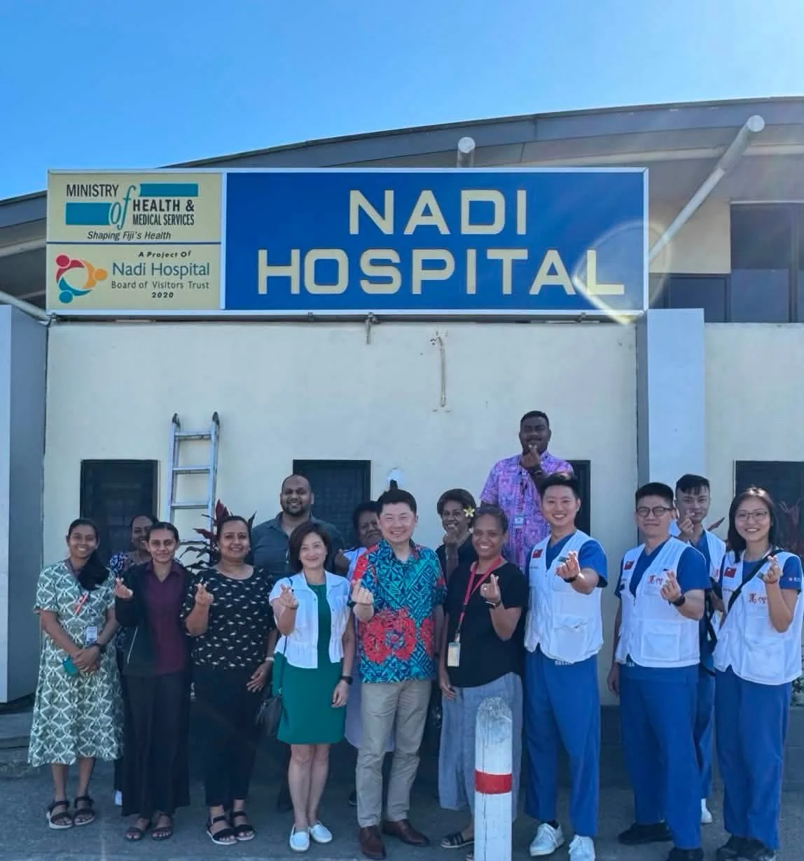 Taiwan Ambassador Thanks Mackay Medical Team for Fiji HIV Support