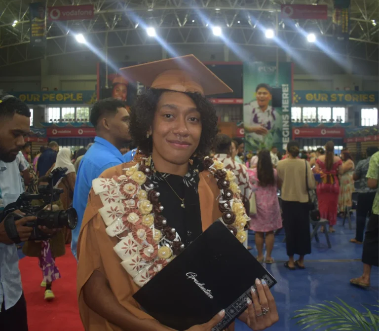 USP graduate dedicates degree to late mother